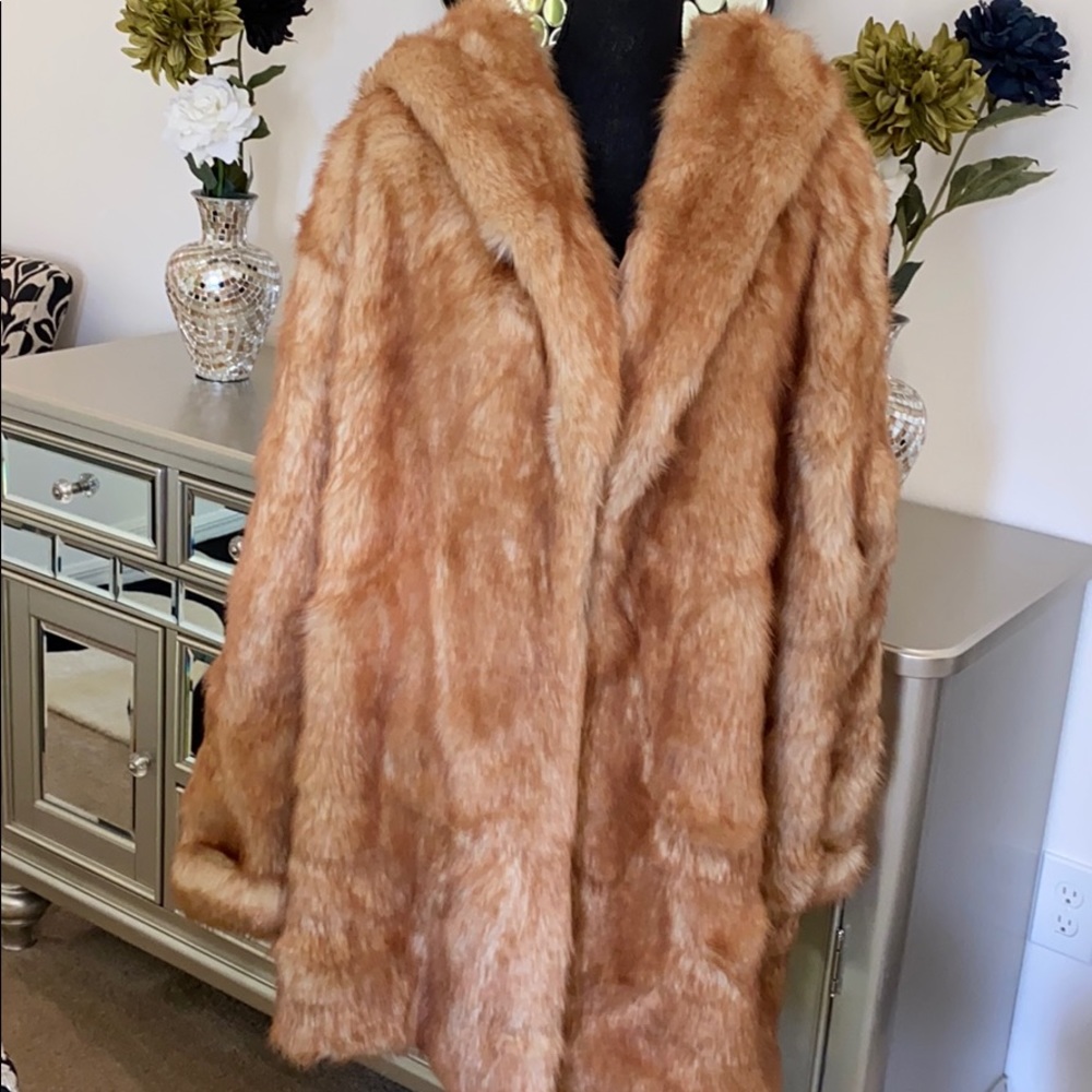 💥NEW💥FAUX RED FOX HOODED COAT